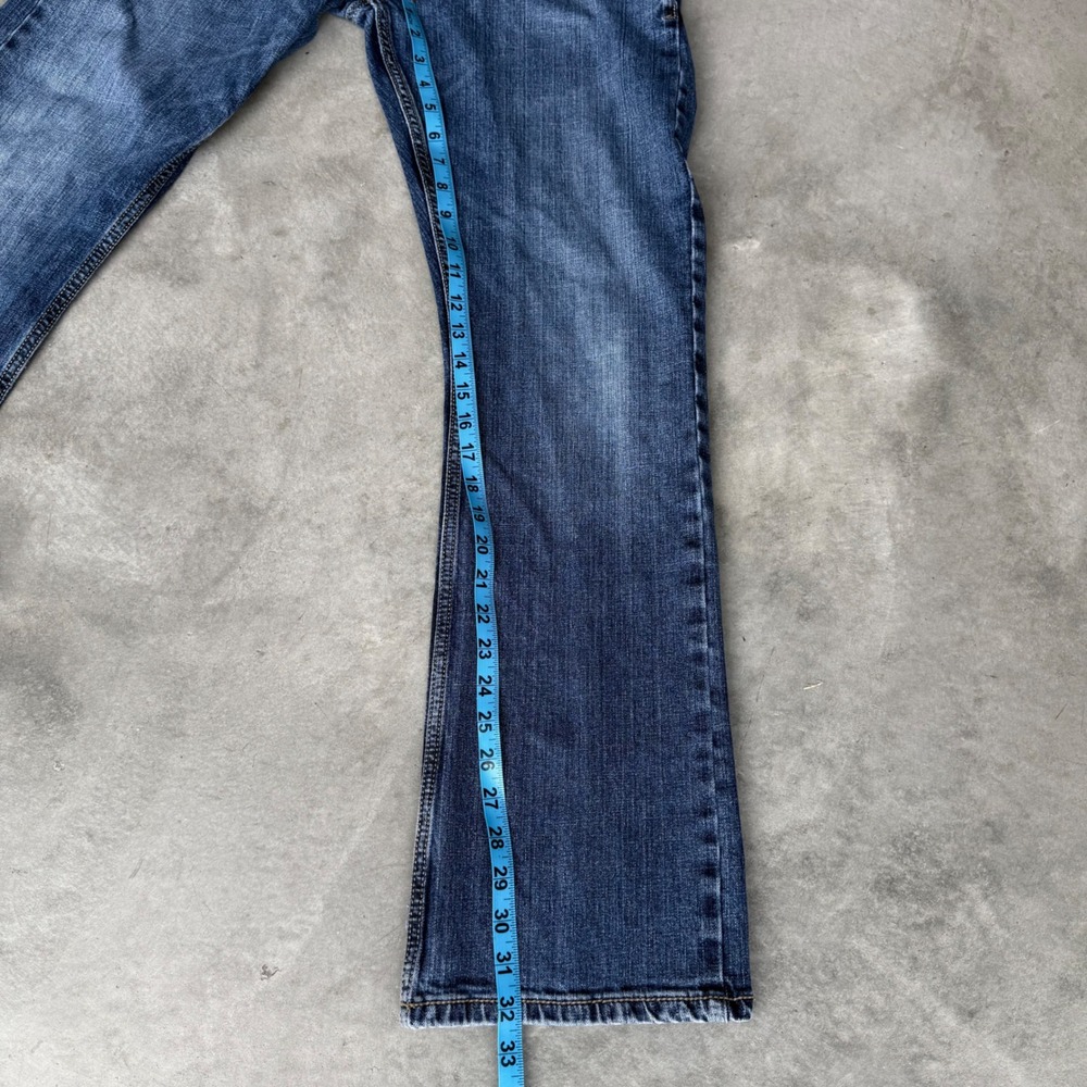 Wrangler Retro Slim Boot Men 33x34 Medium Wash Stretch Denim Jeans WLT77LY - Picture 10 of 12